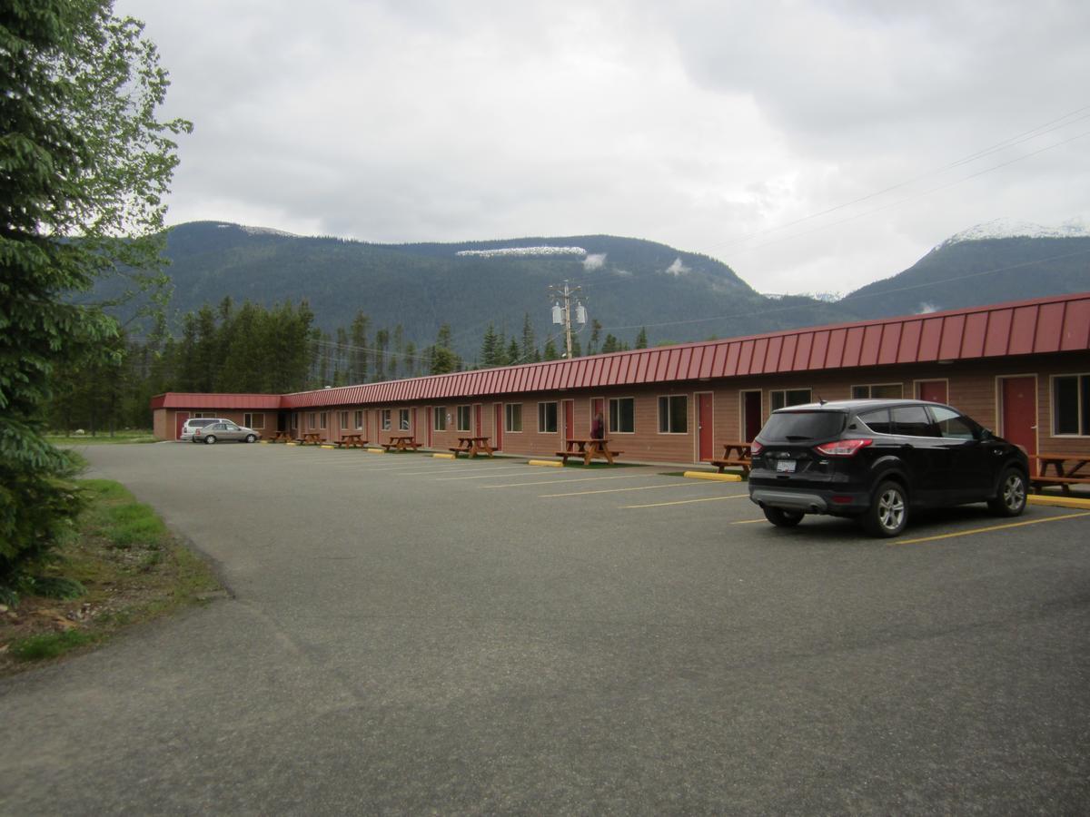 Saddle Mountain Lodge Blue River Buitenkant foto