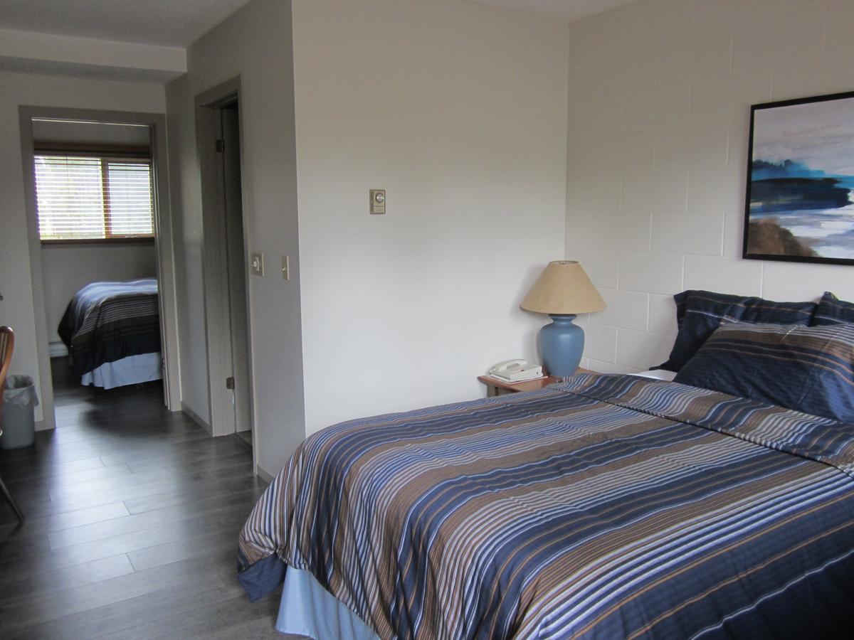 Saddle Mountain Lodge Blue River Buitenkant foto